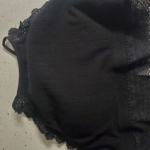 Cami Bra, never worn, washed once, size M, removable pads